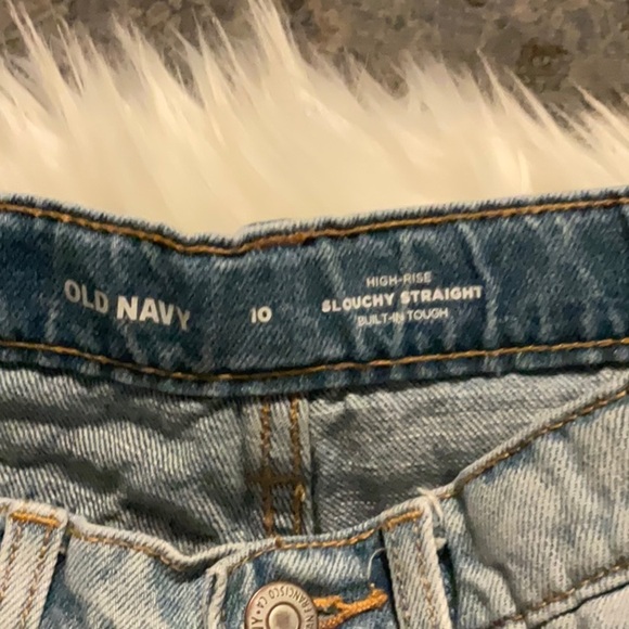 Old Navy Light Blue Distressed Jeans - Picture 3 of 7